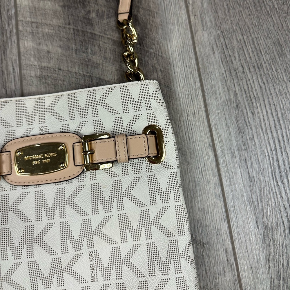 Michael Kors Cream Print Satchel - Picture 5 of 13